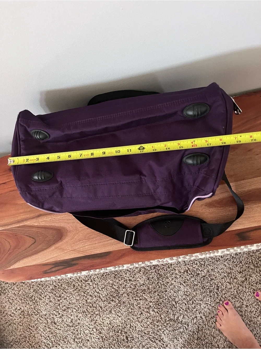 SwissGear Purple Duffel Bag Travel Gym Carry On Luggage with Shoulder Strap